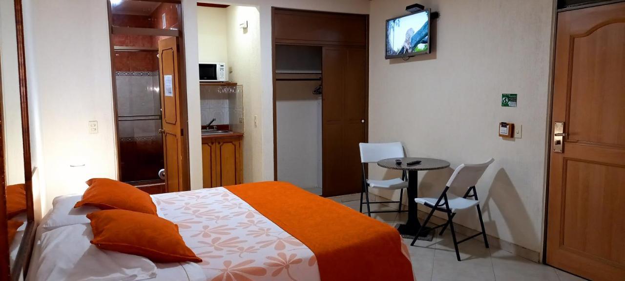 Hoteles Bogota Inn Turisticas 63 Екстериор снимка