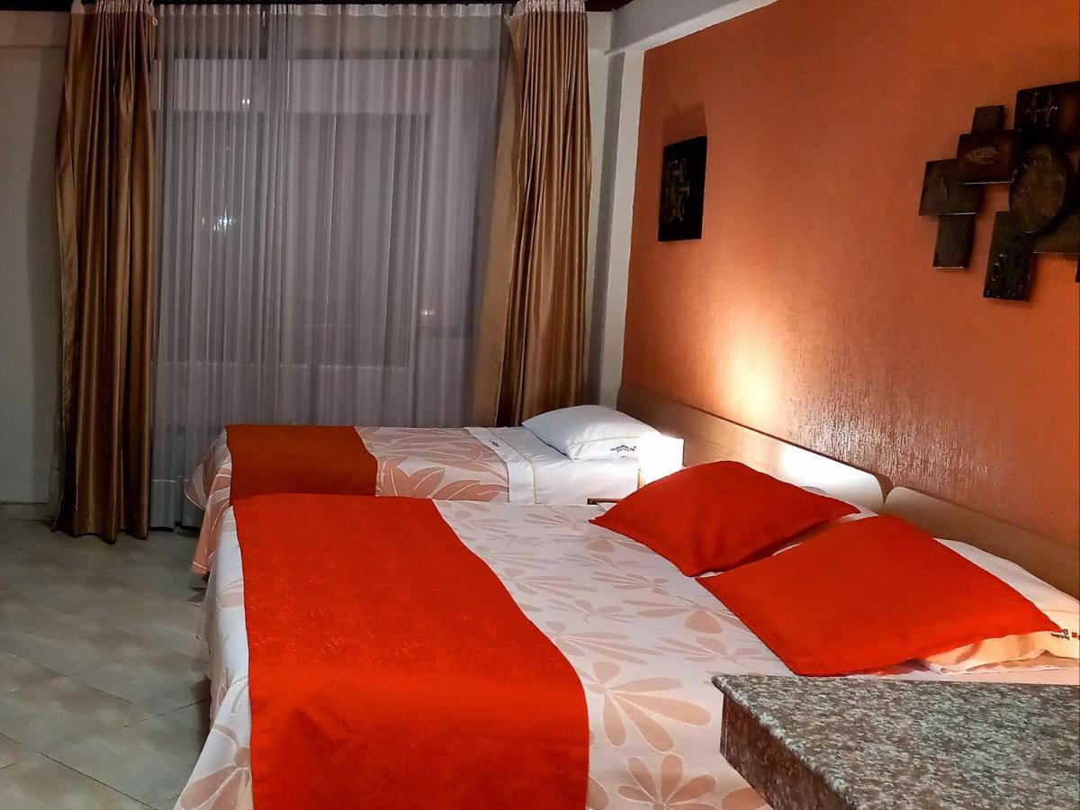 Hoteles Bogota Inn Turisticas 63 Екстериор снимка