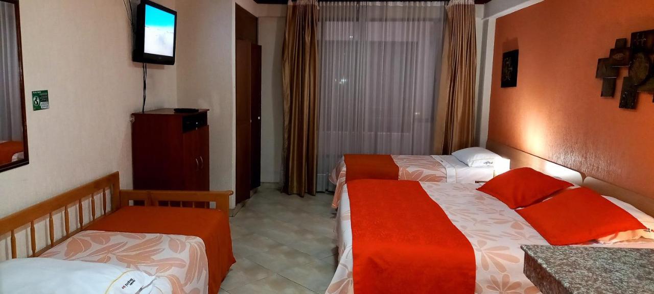 Hoteles Bogota Inn Turisticas 63 Екстериор снимка